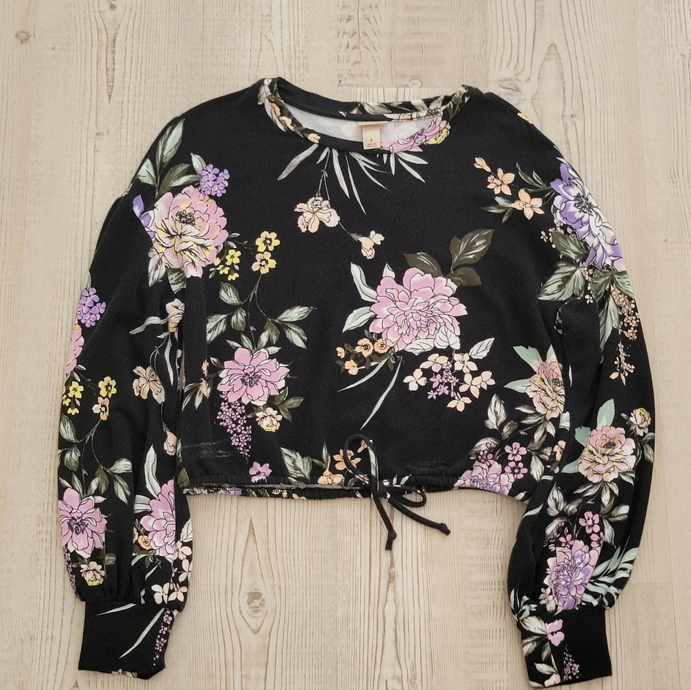 Mossimo Supply Co. Black Floral Crop Top Small Whimsigoth Fairy Grunge